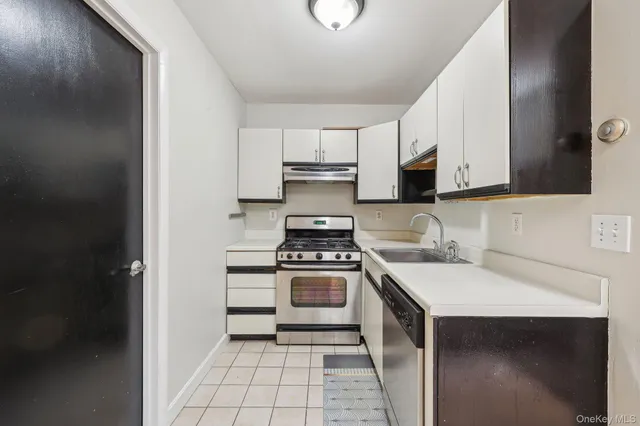 $399,000 | 215 Washington Street, Unit 19, Tappan, NY 10983