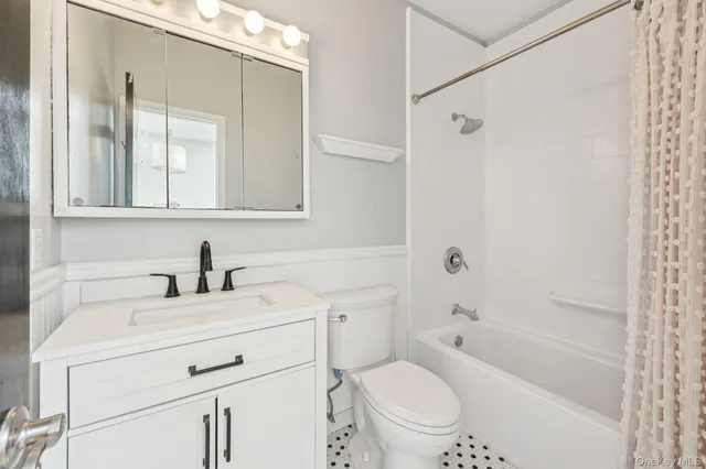 $399,000 | 215 Washington Street, Unit 19, Tappan, NY 10983