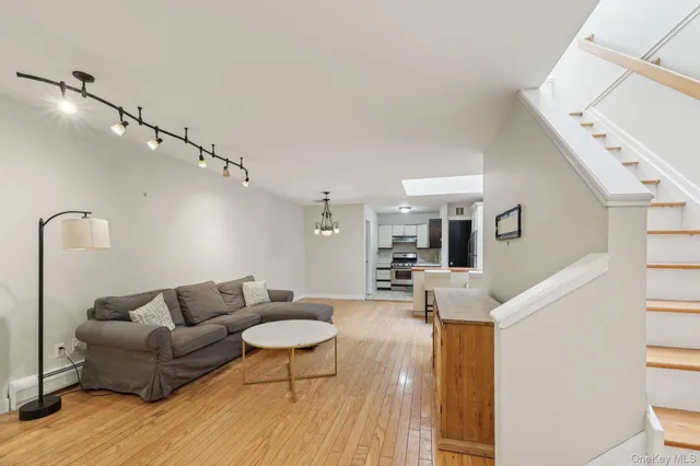 $399,000 | 215 Washington Street, Unit 19, Tappan, NY 10983