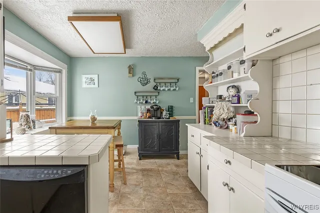 $242,900 | 1600 Red Jacket Road, Grand Island, NY 14072