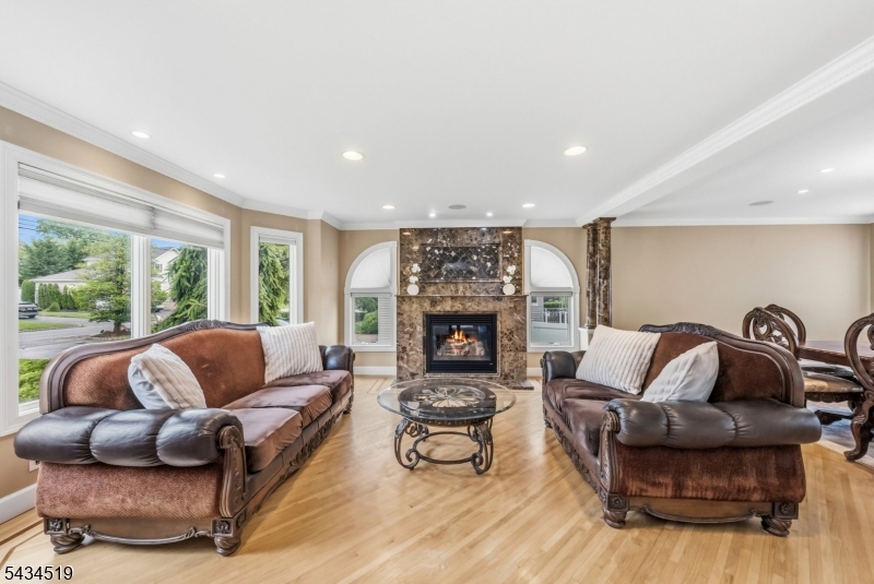 19 Fairview Road Clark, NJ 07066 - Photo 8 of 48