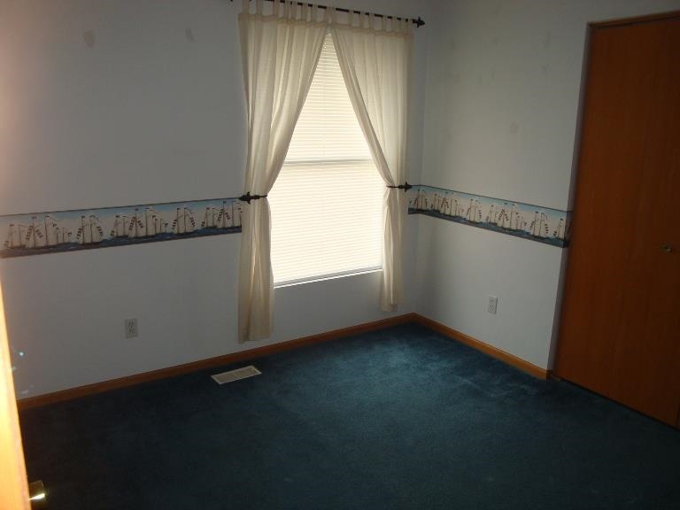 6205 Appomattox Road Davenport, IA 52806 - Photo 11 of 15 Gallery Image 11