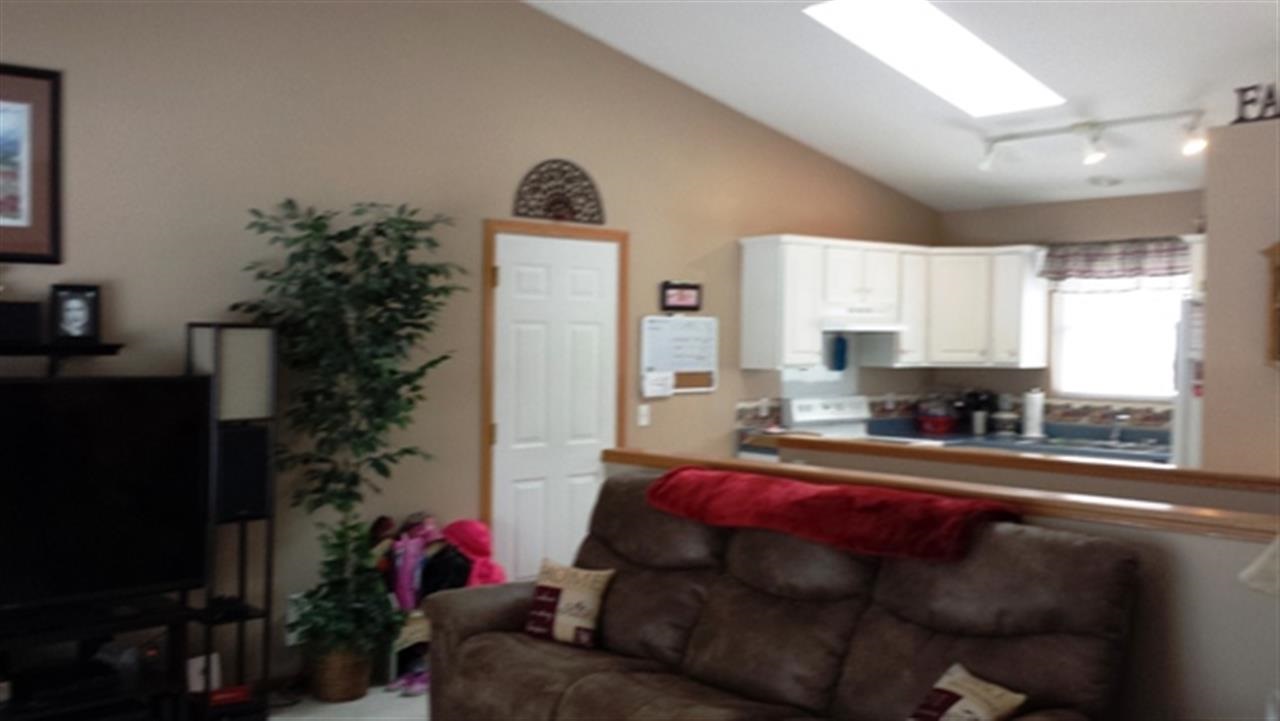 6205 Appomattox Road Davenport, IA 52806 - Photo 5 of 15 Gallery Image 5