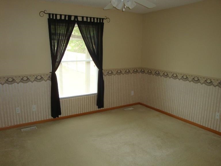 6205 Appomattox Road Davenport, IA 52806 - Photo 7 of 15 Gallery Image 7
