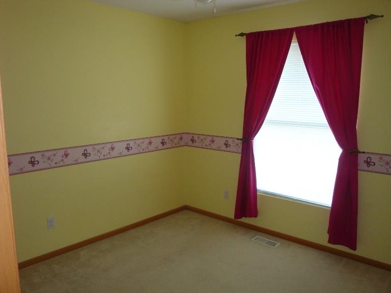 6205 Appomattox Road Davenport, IA 52806 - Photo 8 of 15 Gallery Image 8