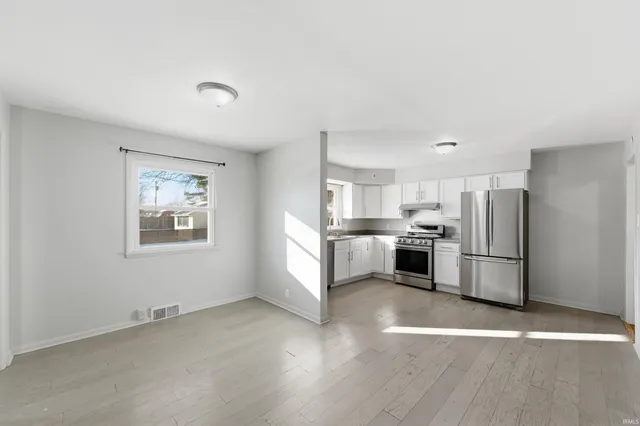 $170,000 | 705 West Harvard Avenue, Muncie, IN 47304