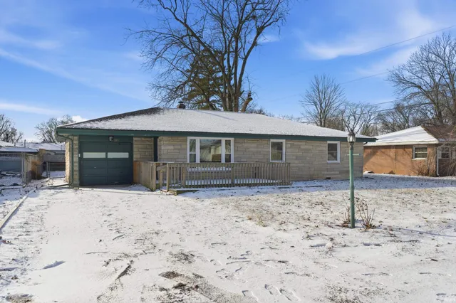 $170,000 | 705 West Harvard Avenue, Muncie, IN 47304