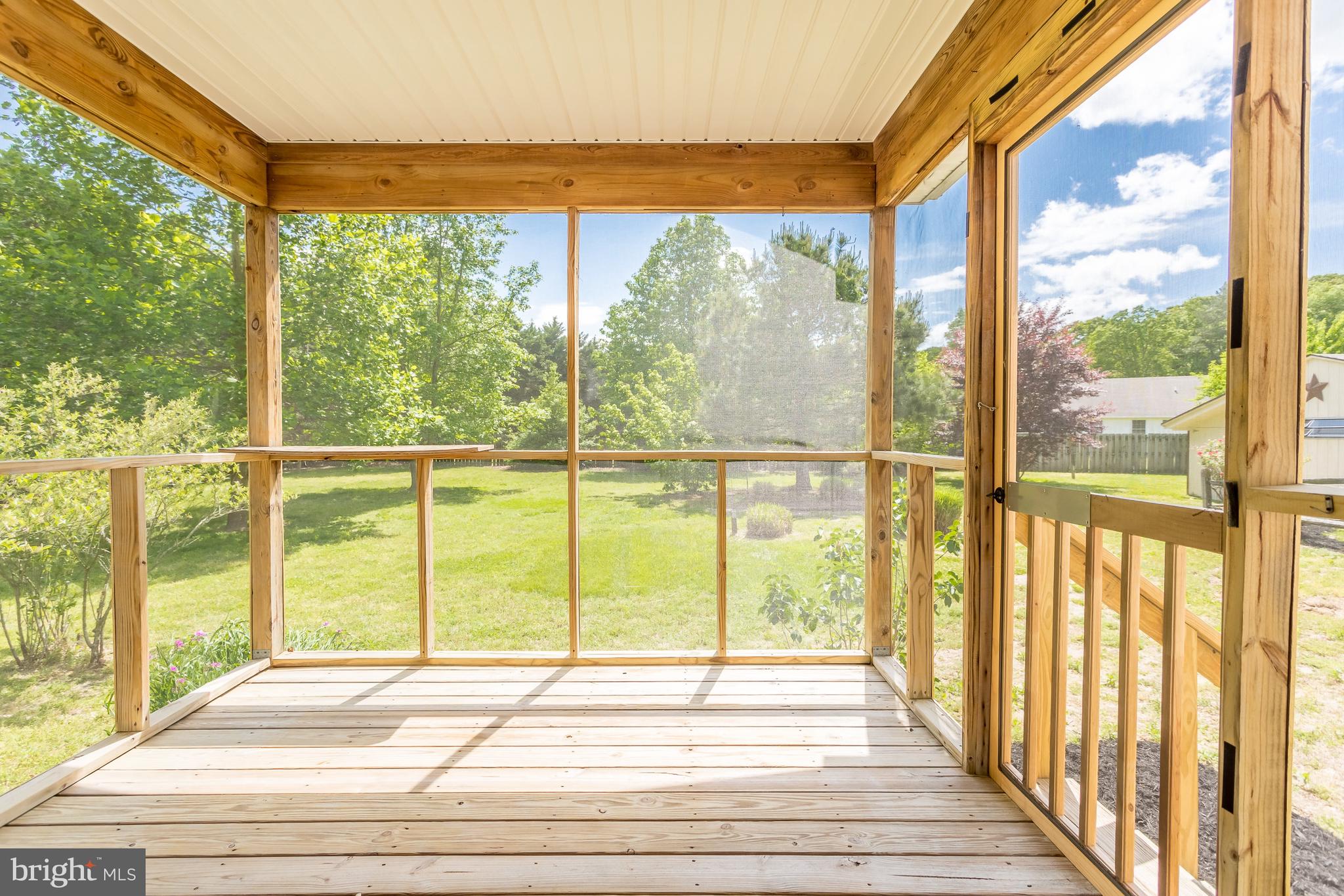 24174 Zoar Road Georgetown, DE 19947 - Photo 22 of 32 REAR SCREENED PORCH