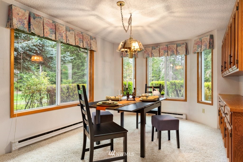 1273 Silver Lake Road Oak Harbor, WA 98277 - Photo 8 of 32 Gallery Image 8