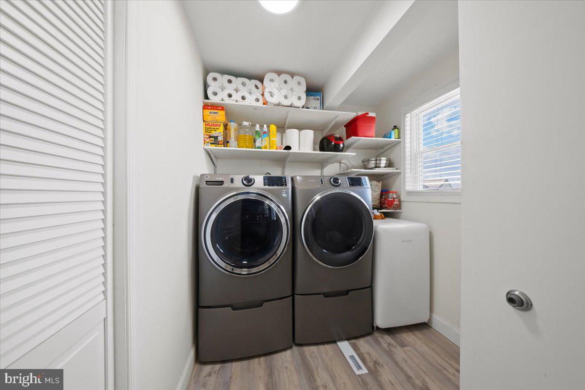 484 Centerton Road Bridgeton, NJ 08302 - Photo 13 of 49 a utility room with dryer and washer