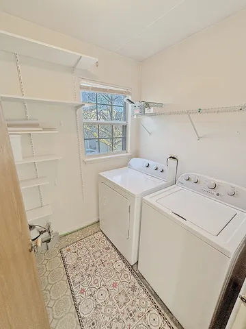 $2,200 | 404 West Hamilton Drive, Palatine, IL 60067