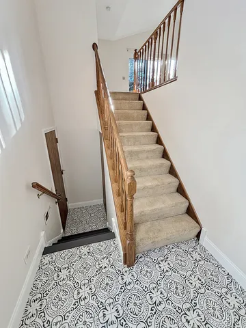 $2,200 | 404 West Hamilton Drive, Palatine, IL 60067