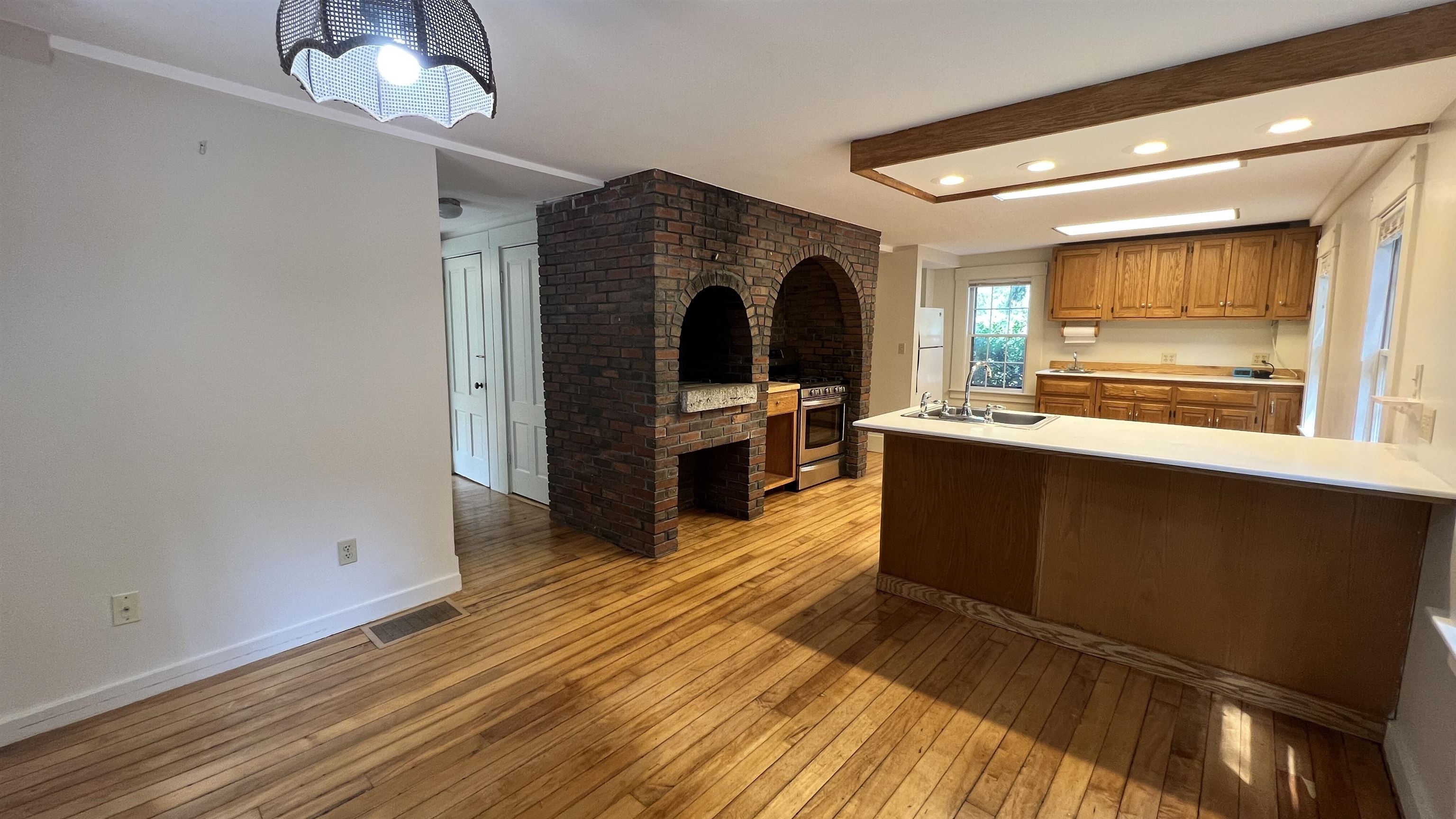 22 Newmarket Road Durham, NH 03824 - Photo 11 of 39
