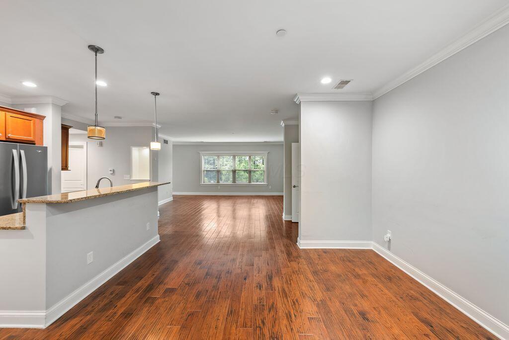 3175 Tremont Road, Unit 409 Columbus, OH 43221 - Photo 12 of 42 DSC06899