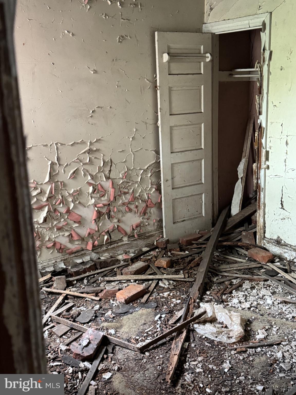 1120 West 9th Street Chester, PA 19013 - Photo 5 of 6 a view of a sink