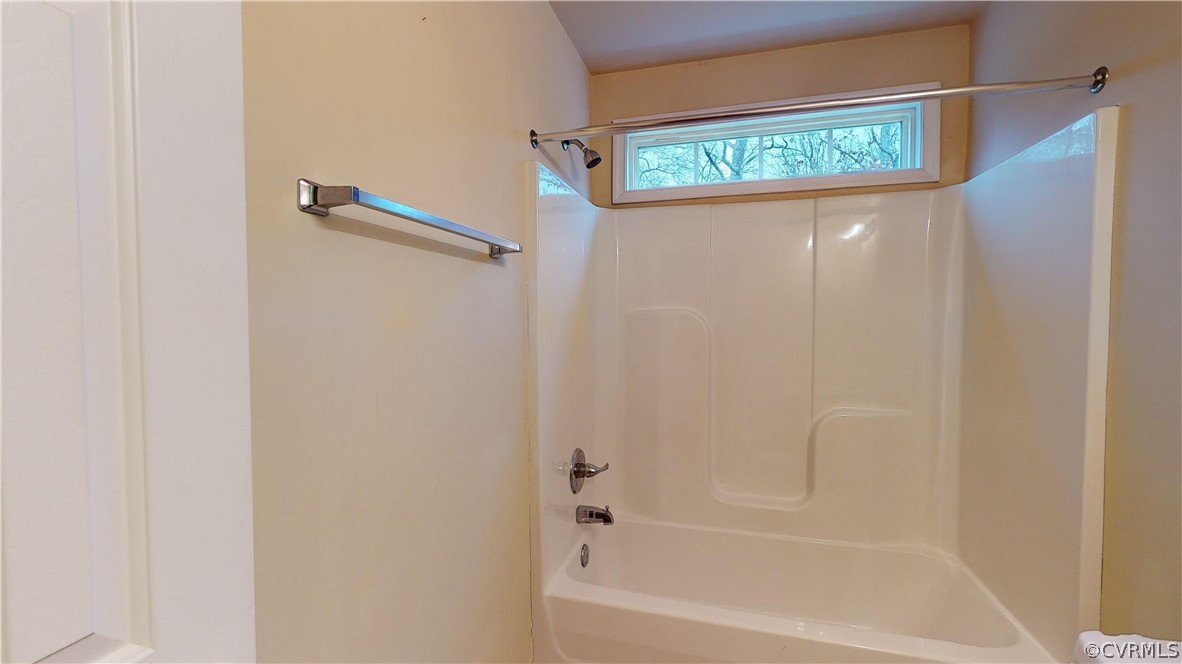 7411 Cumbermeade Road Richmond, VA 23237 - Photo 14 of 21 Hall bathroom