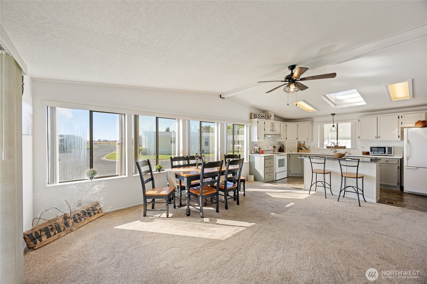 2240 West Broadway Avenue, Unit 225 Moses Lake, WA 98837 - Photo 11 of 39