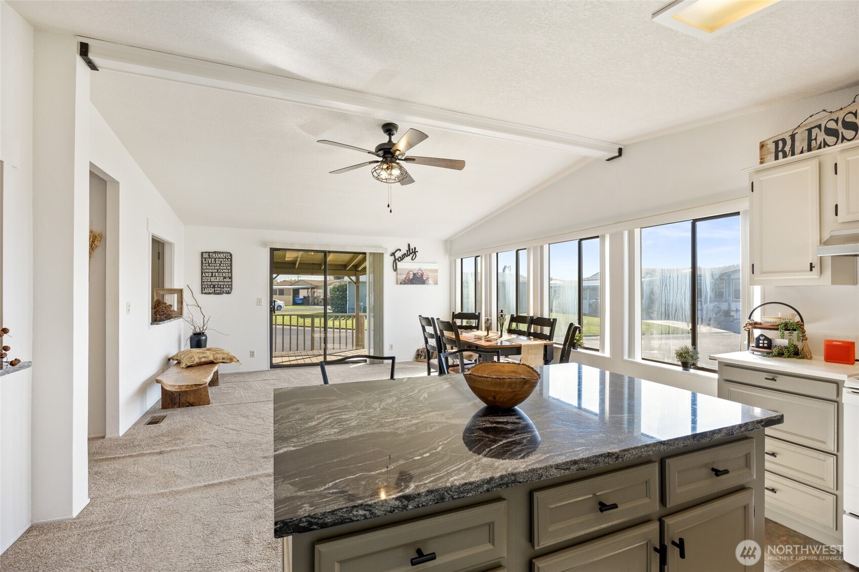 2240 West Broadway Avenue, Unit 225 Moses Lake, WA 98837 - Photo 16 of 39