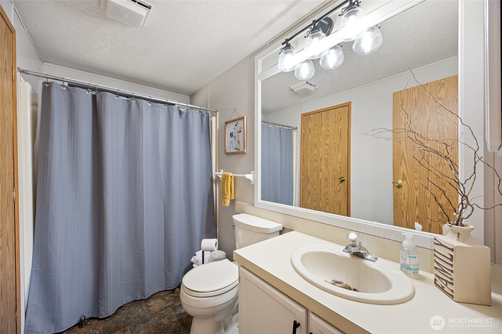 2240 West Broadway Avenue, Unit 225 Moses Lake, WA 98837 - Photo 21 of 39