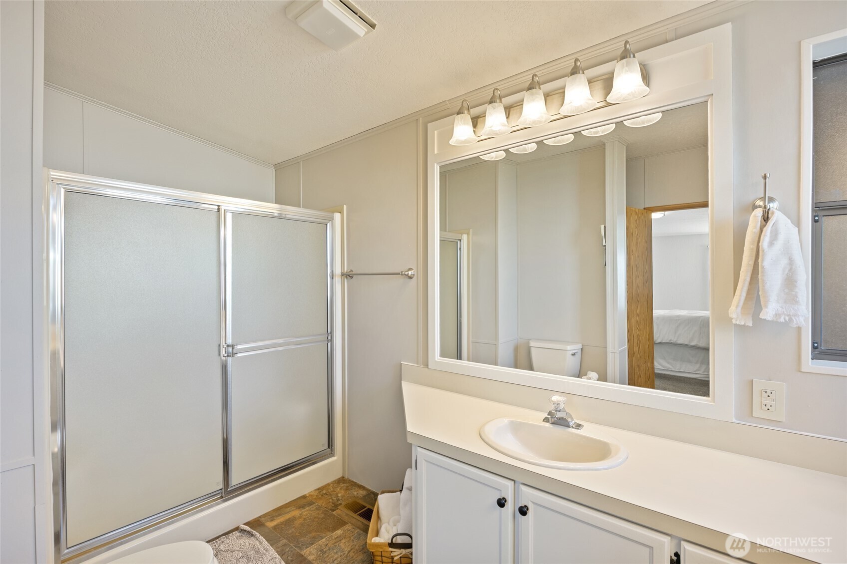 2240 West Broadway Avenue, Unit 225 Moses Lake, WA 98837 - Photo 26 of 39