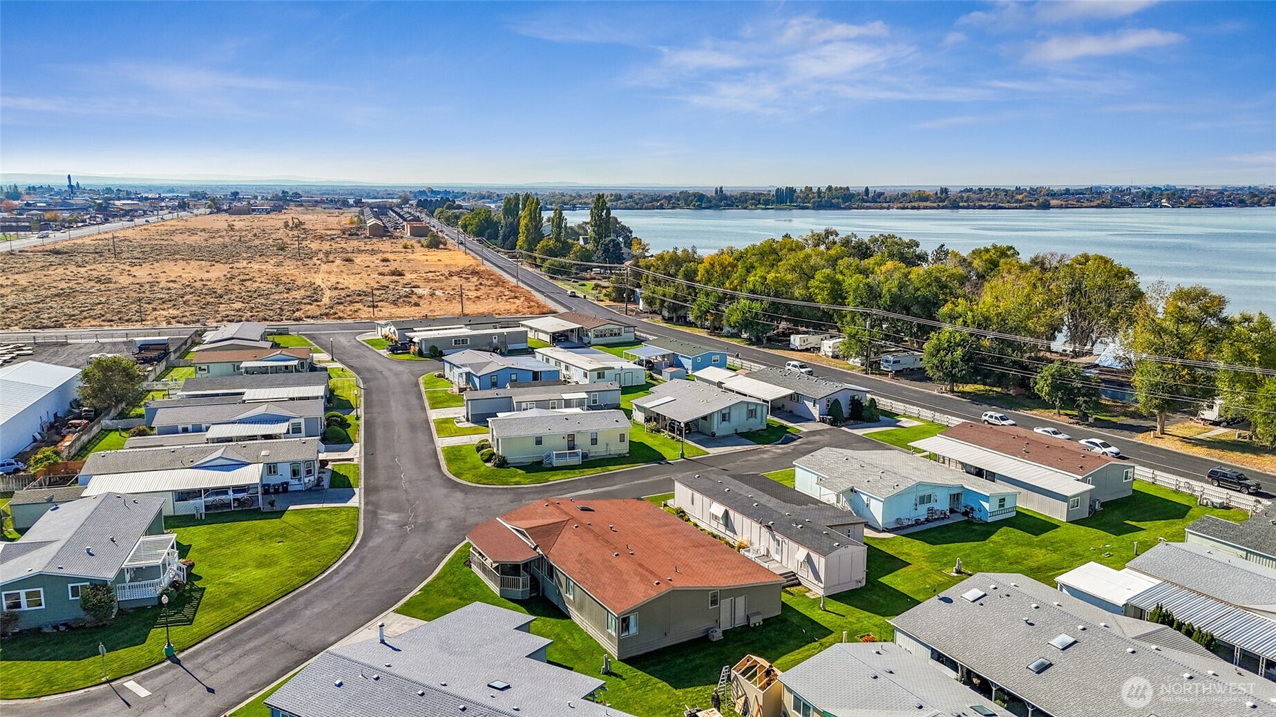 2240 West Broadway Avenue, Unit 225 Moses Lake, WA 98837 - Photo 36 of 39