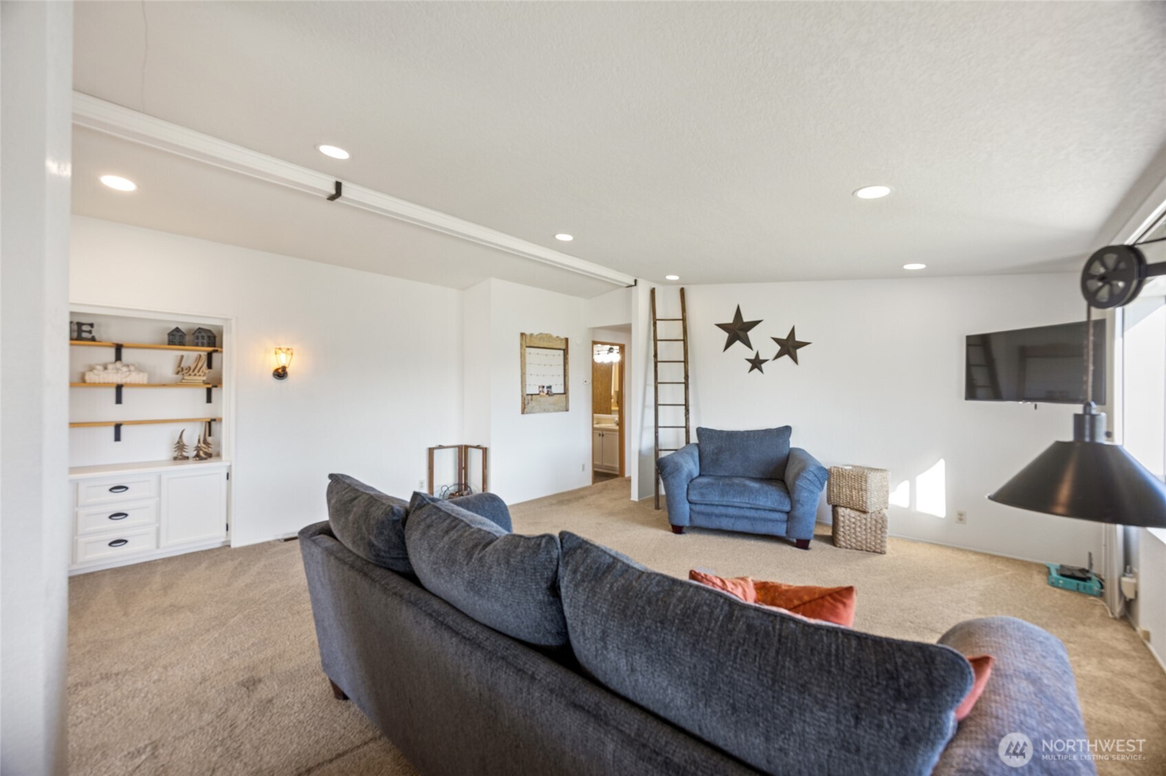 2240 West Broadway Avenue, Unit 225 Moses Lake, WA 98837 - Photo 7 of 39