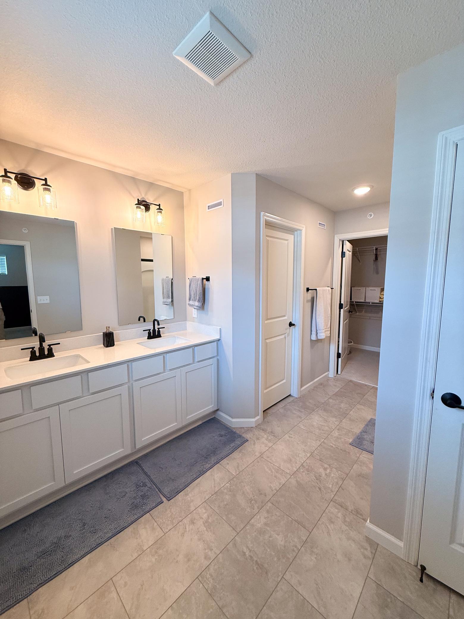 4837 Avery Court Eagan, MN 55123 - Photo 10 of 11