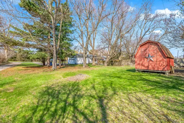 $169,600 | 1171 South Meridian Road, Hudson, MI 49247