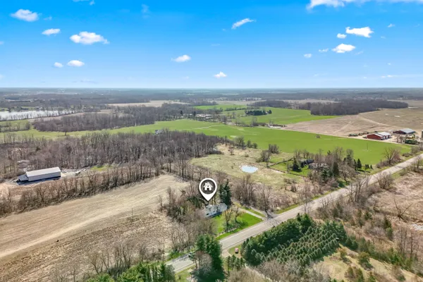 $169,600 | 1171 South Meridian Road, Hudson, MI 49247