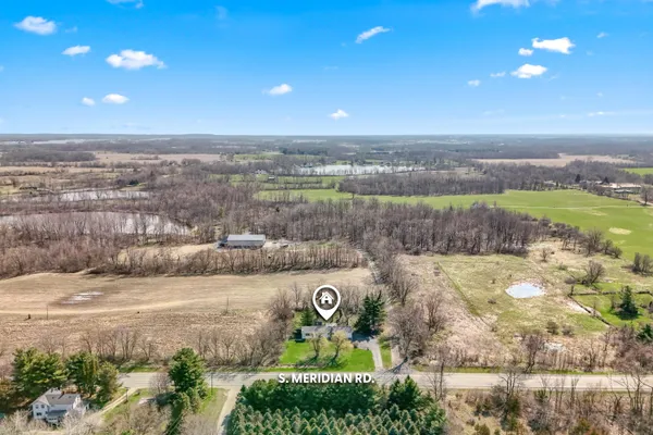 $169,600 | 1171 South Meridian Road, Hudson, MI 49247