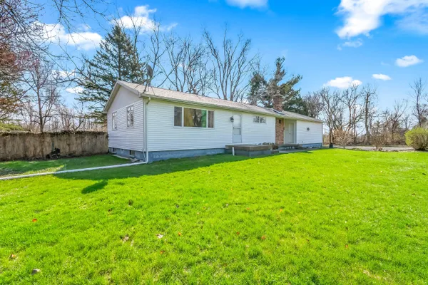 $169,600 | 1171 South Meridian Road, Hudson, MI 49247