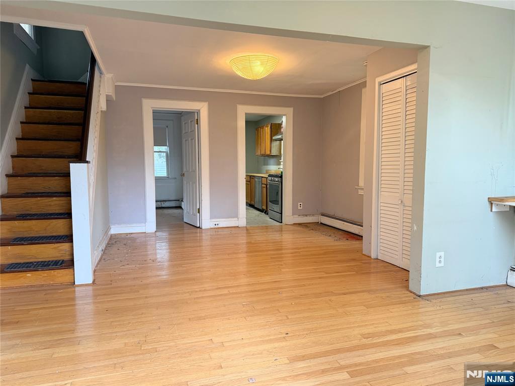 431 Cedar Avenue Paramus, NJ 07652 - Photo 4 of 7