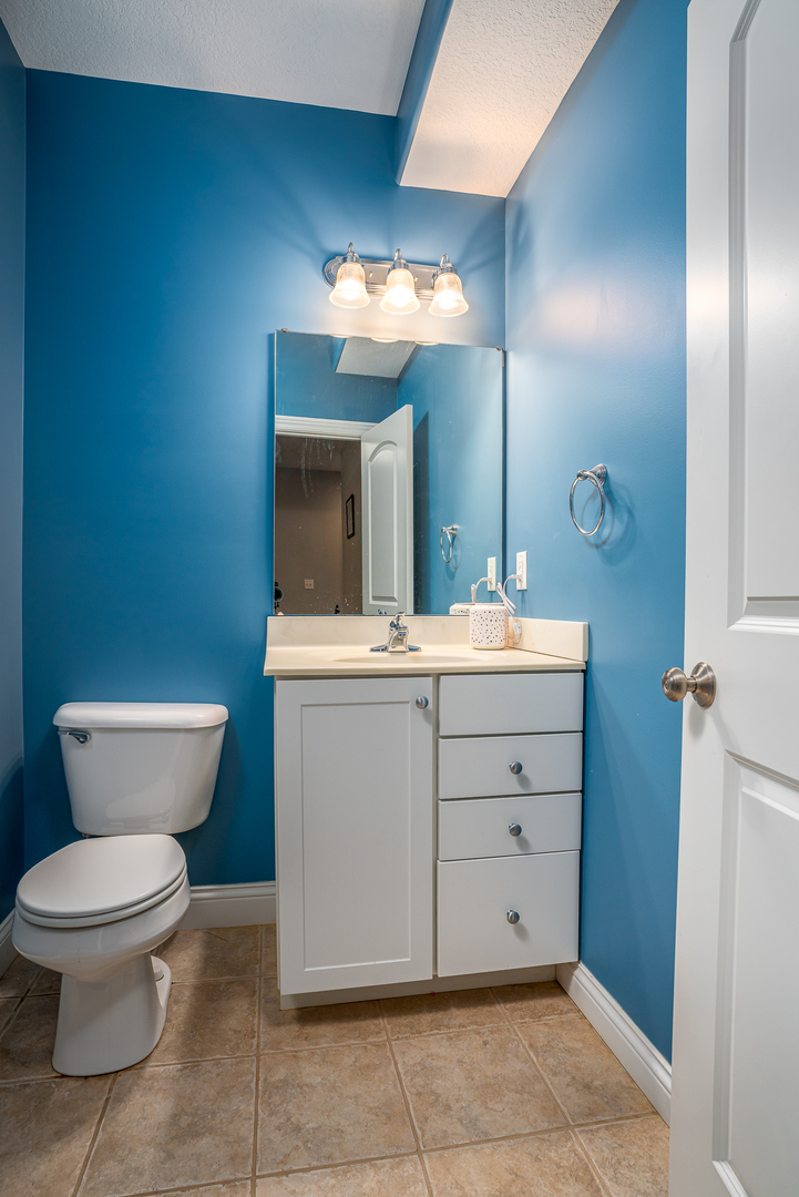 5315 Hugo Road Bettendorf, IA 52722 - Photo 33 of 35