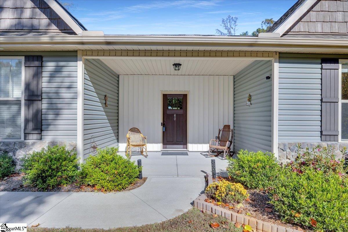 40 Glen Springs Road Travelers Rest, SC 29690 - Photo 3 of 47
