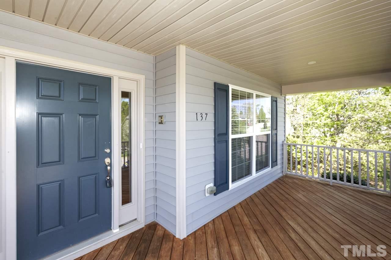 137 Locke Woods Road Raleigh, NC 27603 - Photo 3 of 25
