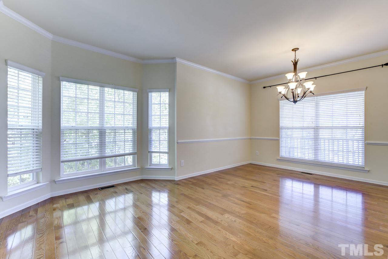 137 Locke Woods Road Raleigh, NC 27603 - Photo 8 of 25