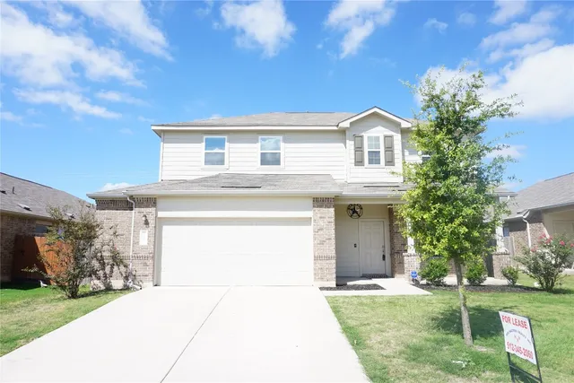 a house view with a outdoor space