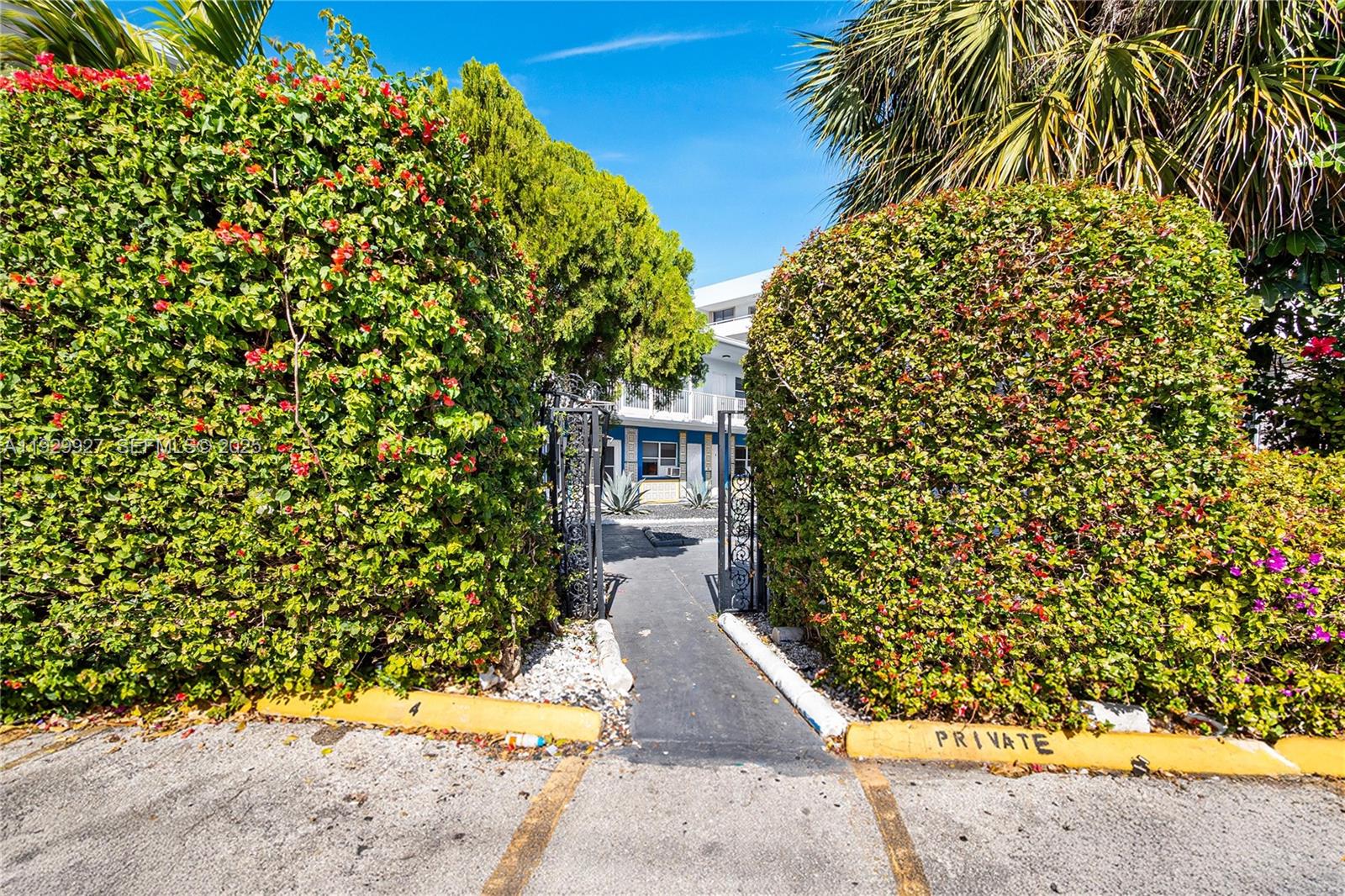 7271 Gary Avenue, Unit 6 Miami Beach, FL 33141 - Photo 2 of 23