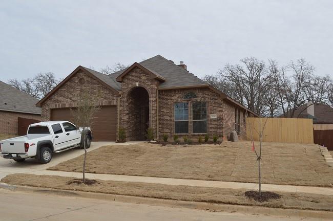 320 Springtree Street Denton, TX 76209 - Photo 2 of 18