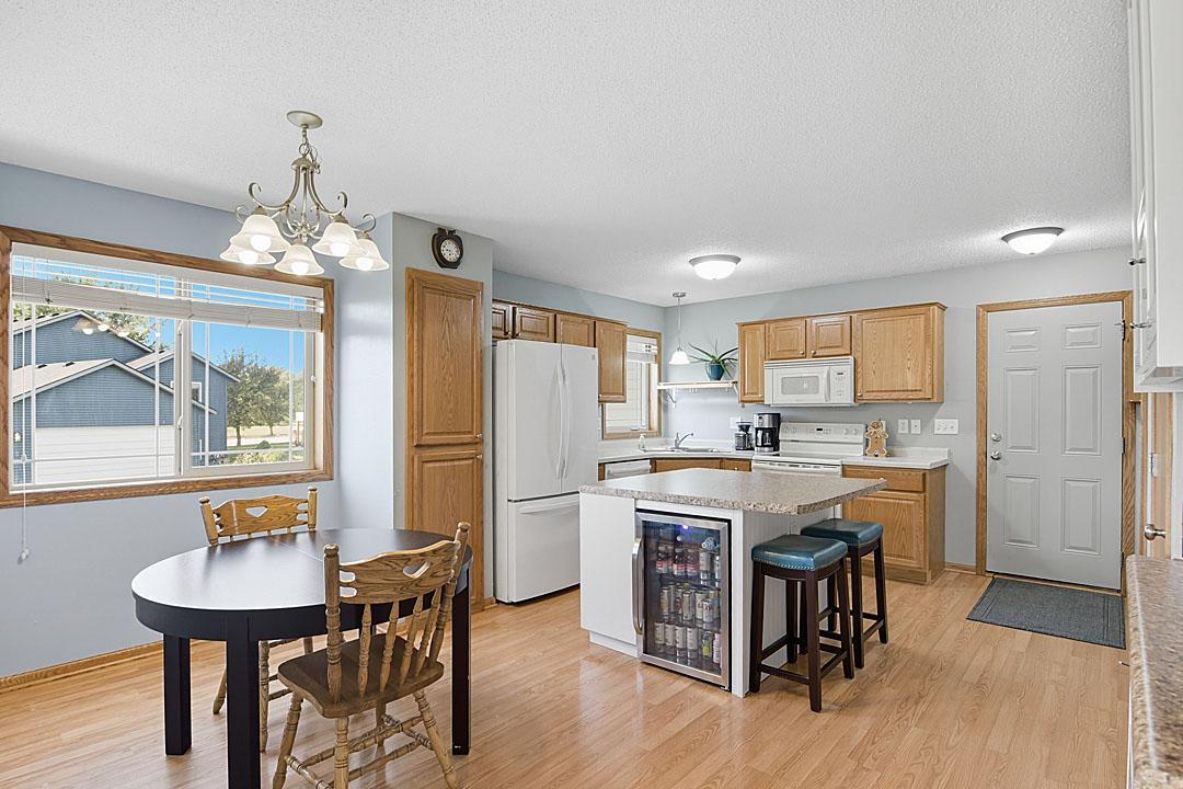 1108 Mockingbird Loop Sartell, MN 56377 - Photo 2 of 25