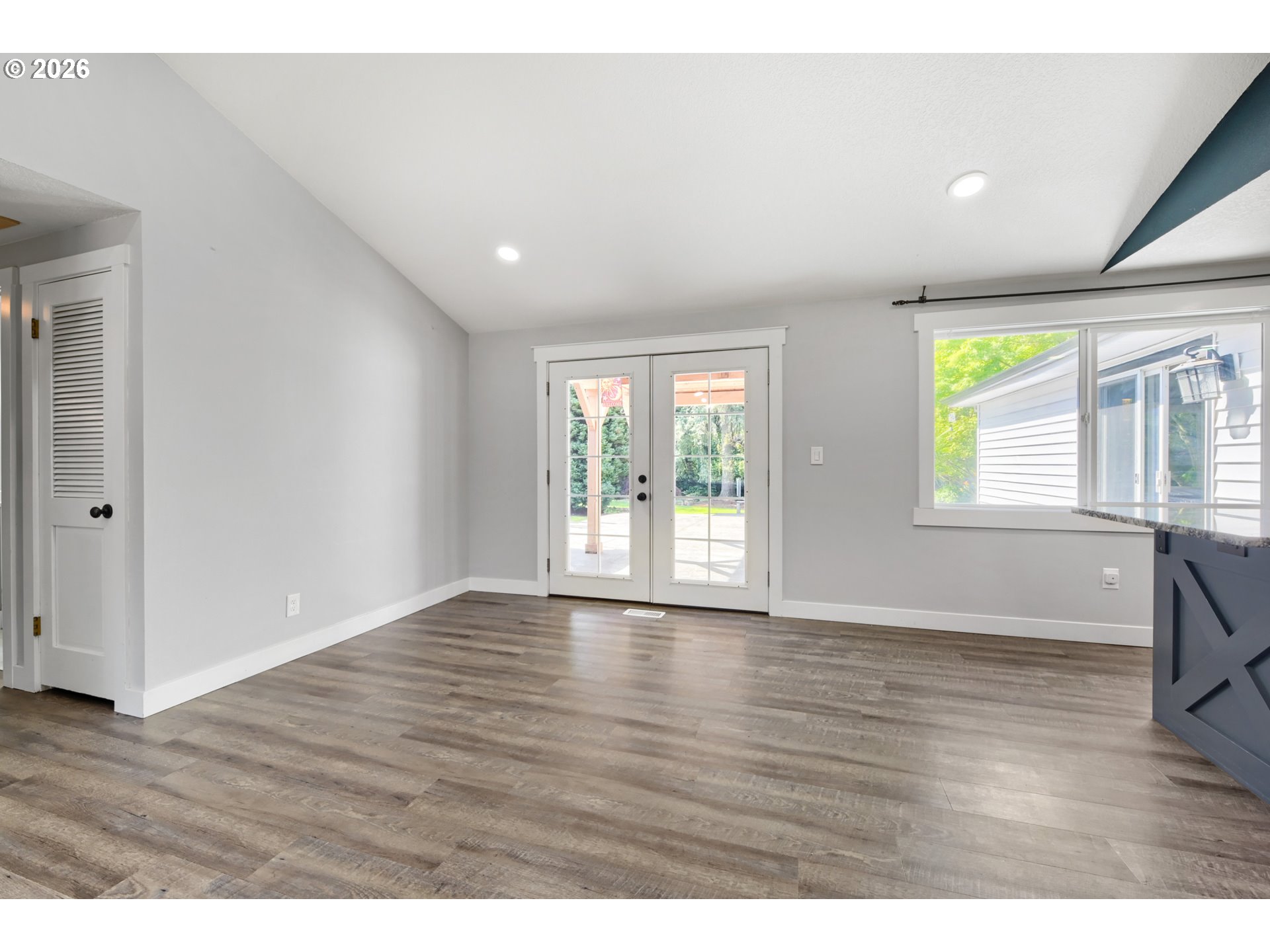 21130 Southwest Murphy Street Beaverton, OR 97078 - Photo 14 of 36