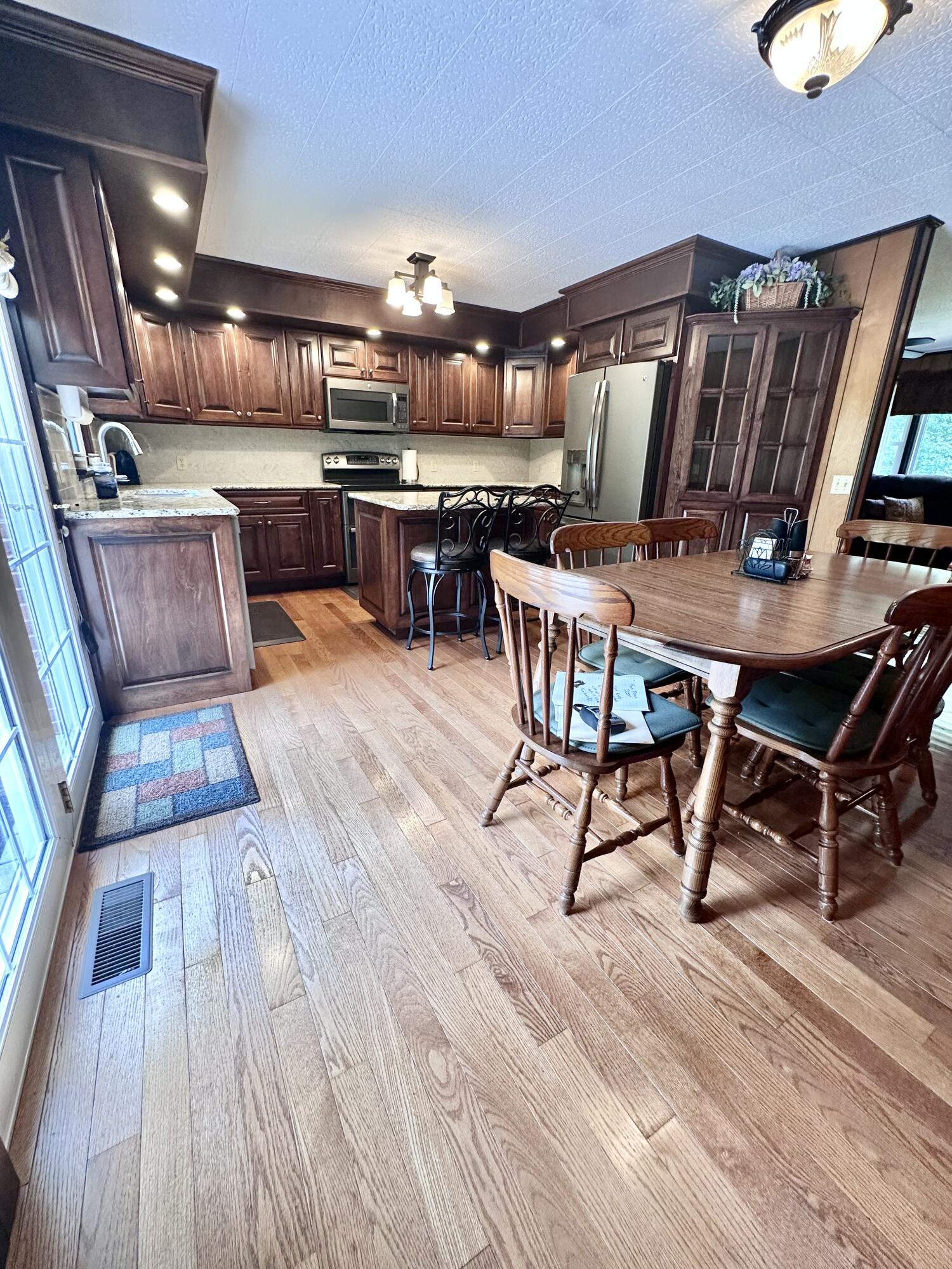 4926 Johnson Creek Road Covington, VA 24426 - Photo 23 of 40 IMG_8582