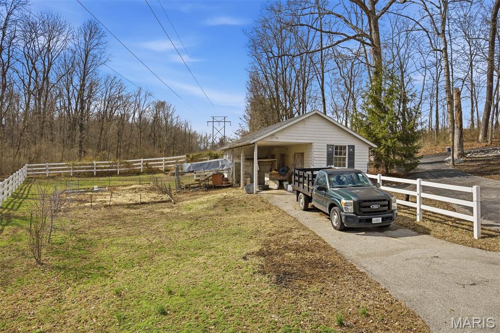 12 Rocky Ford Road Belleville, IL 62221 - Photo 16 of 65