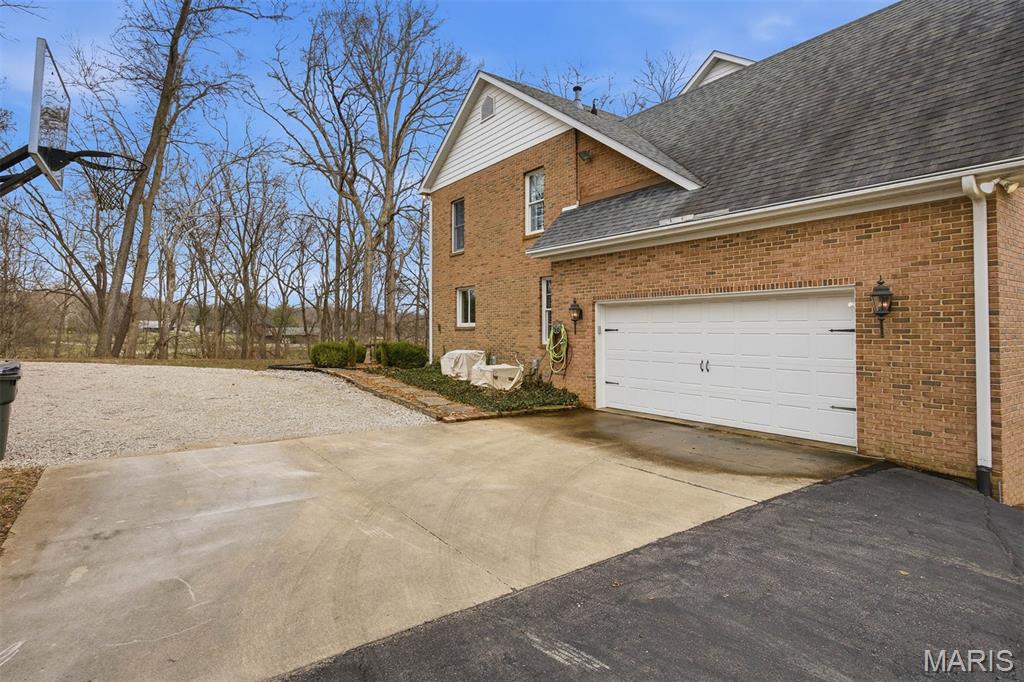 12 Rocky Ford Road Belleville, IL 62221 - Photo 5 of 65