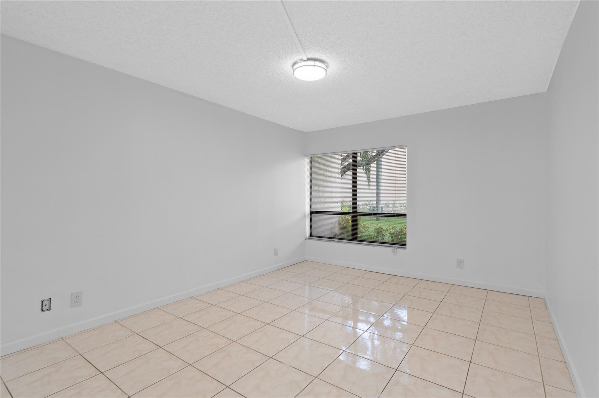 2355 Southwest 15th Street, Unit 75 Deerfield Beach, FL 33442 - Photo 9 of 27 Photo 9