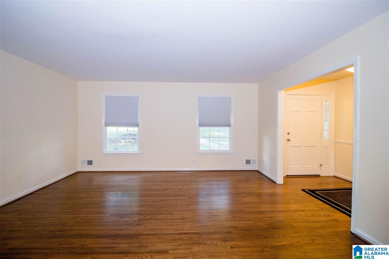 1721 Lincoya Road Birmingham, AL 35216 - Photo 3 of 29