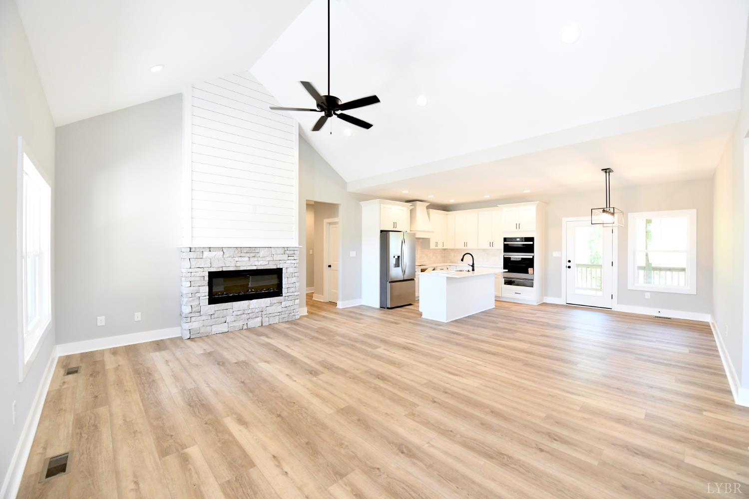 9726 Leesville Road Evington, VA 24550 - Photo 15 of 53