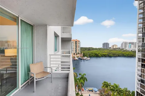 $135,000 | 2670 East Sunrise Boulevard, Unit 1005, Fort Lauderdale, FL 33304