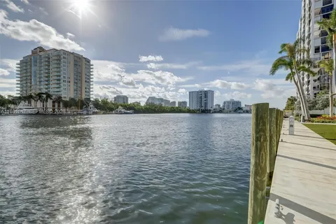 $135,000 | 2670 East Sunrise Boulevard, Unit 1005, Fort Lauderdale, FL 33304