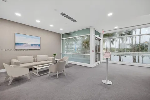 $135,000 | 2670 East Sunrise Boulevard, Unit 1005, Fort Lauderdale, FL 33304